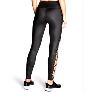 VICTORIA'S SECRET LEGGINGS - knockout - NWT